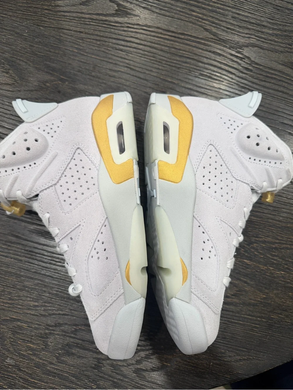 Women's Jordan 6 Retro 